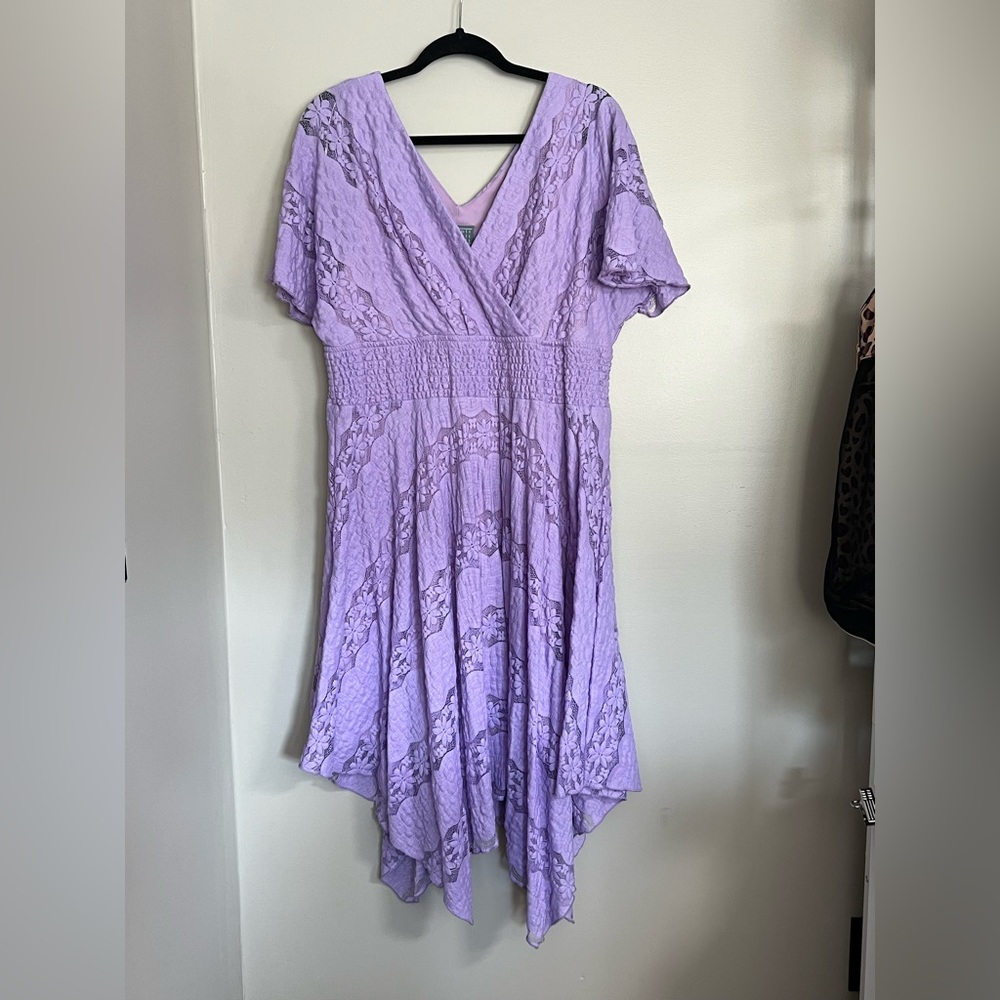Elegant Lavender Lace Dress